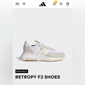 ‼️Spring Sale‼️ Adidas Retrophy F2 women’s sneakers. EUC 8.5
